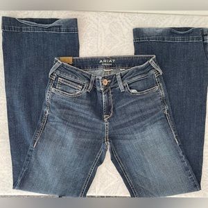 ARIAT Denim jeans size 28r